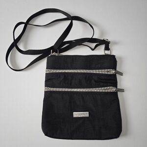 Baggallini Crossbody Triple Zip Purse